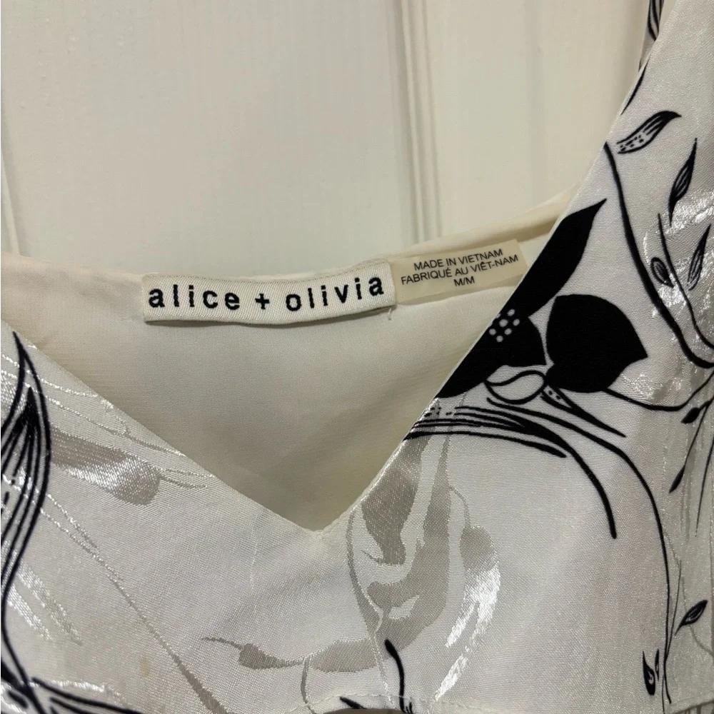 ALICE & OLIVIA Bess Slipdress in Black and White Floral Print - Picture 7 of 12